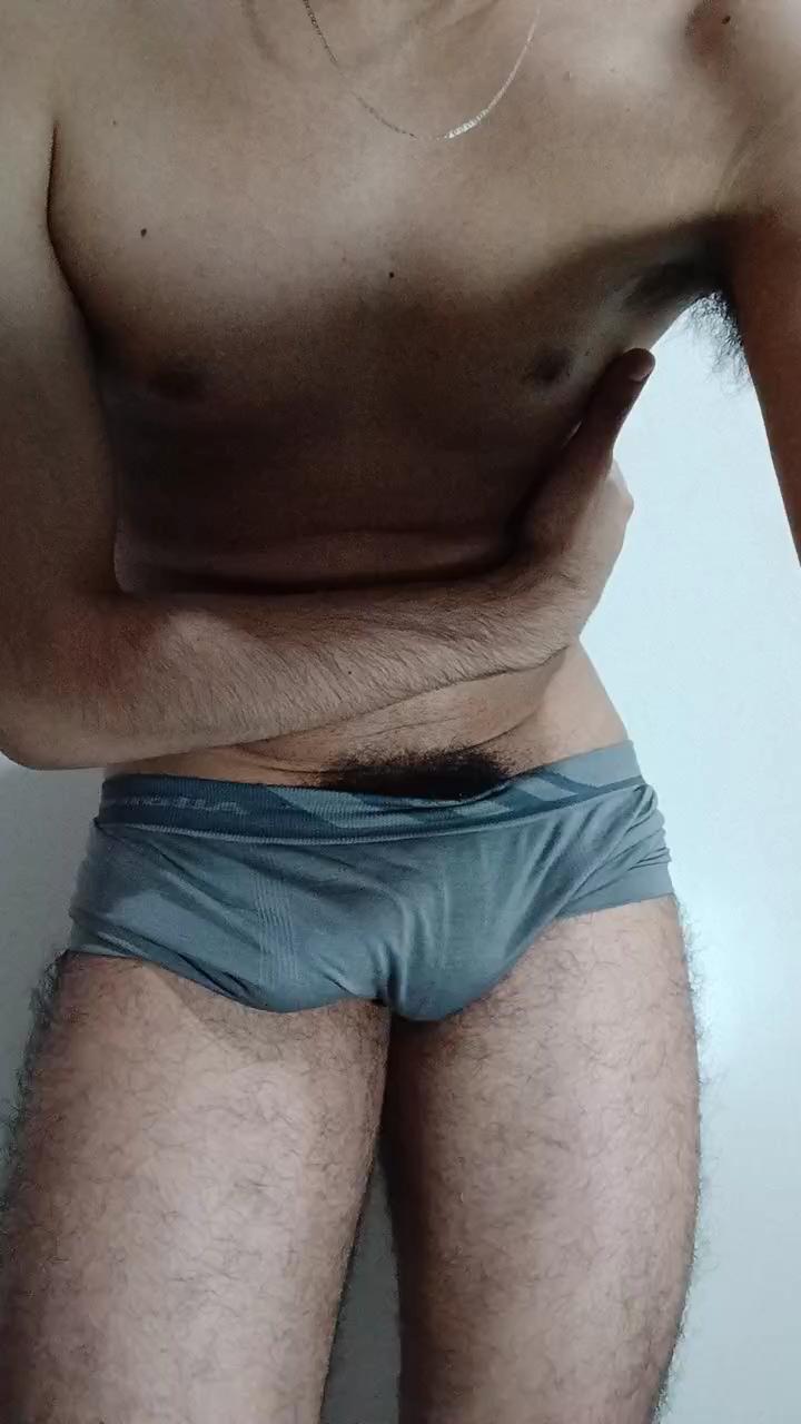 Novin_pentelhud live cam on Cam4