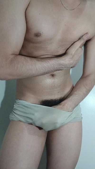 Novin_pentelhud live cam on Cam4