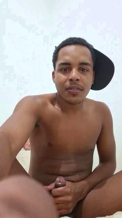 Novinh1m live cam on Cam4