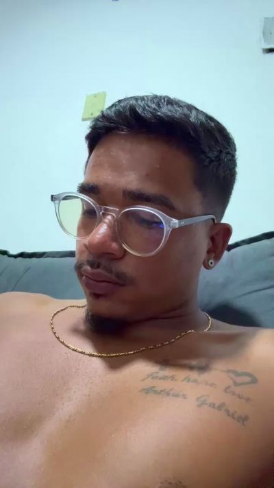 Webcam uomo dal vivo da Brasile con NovinhoeCria