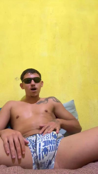 Novinrec81 live cam on Cam4