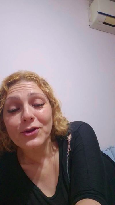 NoxVeloura live cam on Cam4