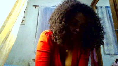 Nrina live cam on Cam4