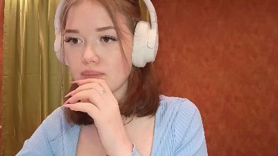 NubiaWininger live cam on Cam4
