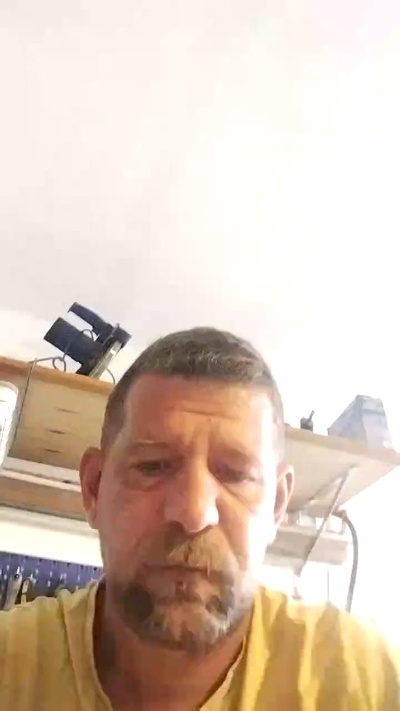 Nudista1984 live cam on Cam4
