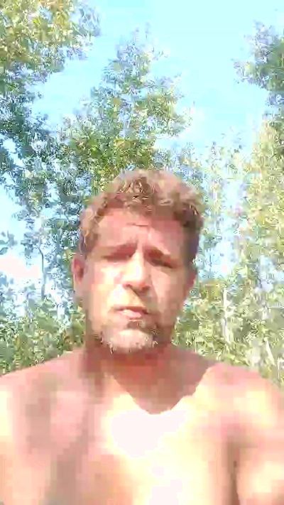 Nudista1984 - live cam model from Italy