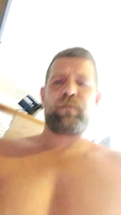 Nudista1984 live cam on Cam4