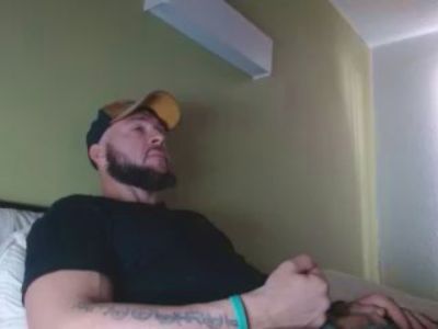 Number1dad_ live cam on Cam4