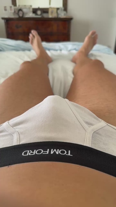 Nuotatore29 live cam on Cam4