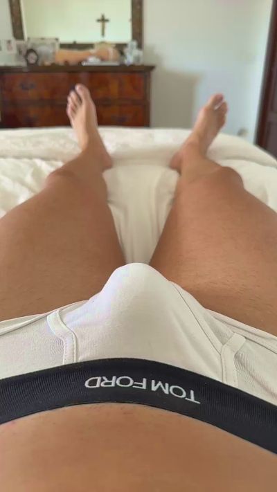 Nuotatore29 live cam on Cam4