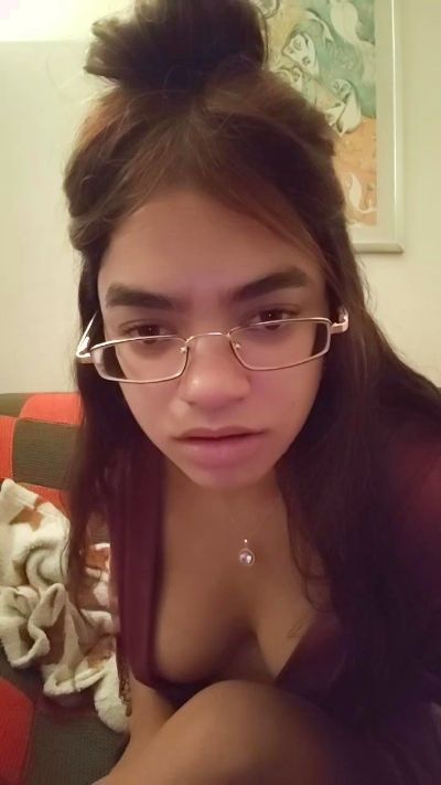 Nuriaaa live cam on Cam4