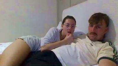 Nursenextdoor live cam on Cam4