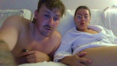 Nursenextdoor live cam on Cam4
