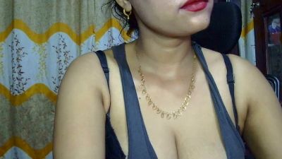NusratMimi live cam on Cam4