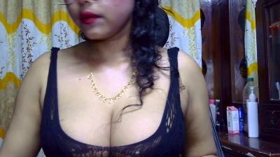 NusratMimi live cam on Cam4