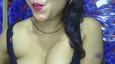 NusratMimi live cam on Cam4