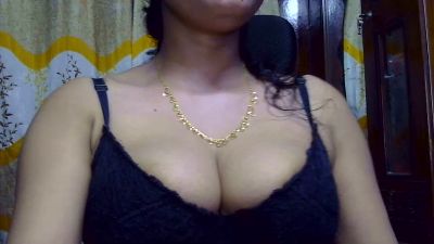 NusratMimi live cam on Cam4