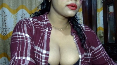NusratMimi live cam on Cam4