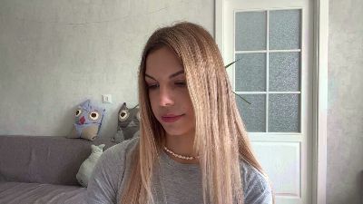 NydiaYauck live cam on Cam4