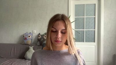NydiaYauck live cam on Cam4