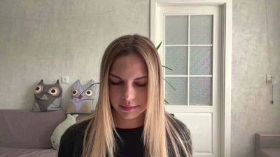 NydiaYauck live cam on Cam4