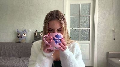 NydiaYauck live cam on Cam4