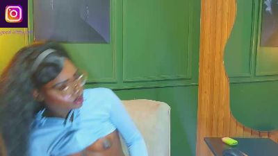 Nyla_carter live cam on Cam4