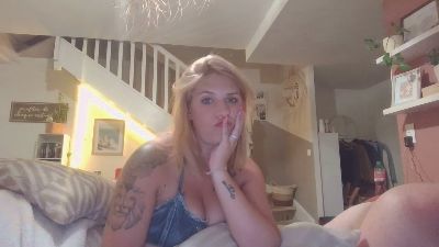 Nynalove live cam on Cam4