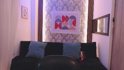 Nyxx_Velariia live cam on Cam4