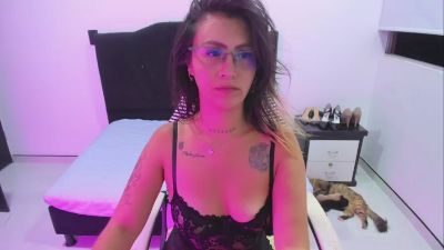 Nyyxia live cam on Cam4