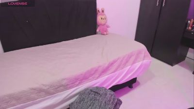 Nyyxia live cam on Cam4