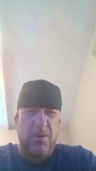 OGTattedRhino69 live cam on Cam4