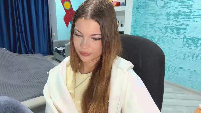 OctaviaHribar live cam on Cam4