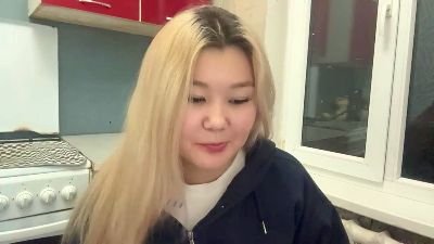 OdeliaBigney live cam on Cam4