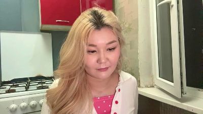 OdeliaBigney live cam on Cam4
