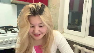OdeliaBigney live cam on Cam4