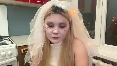 OdeliaBigney live cam on Cam4