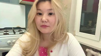 OdeliaBigney live cam on Cam4