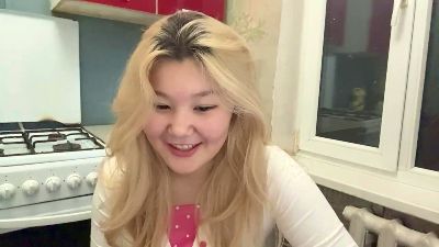 OdeliaBigney live cam on Cam4