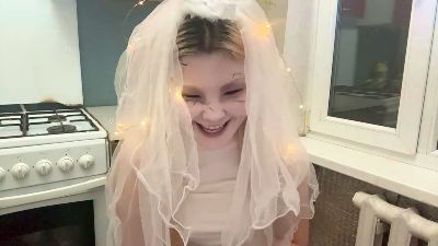 OdeliaBigney live cam on Cam4