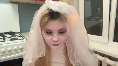 OdeliaBigney live cam on Cam4
