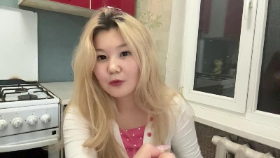 OdeliaBigney live cam on Cam4