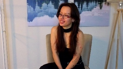 OdessaTerre live cam on Cam4