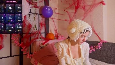 OdetteDredge live cam on Cam4