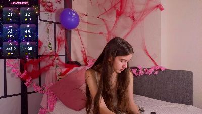 OdetteDredge live cam on Cam4