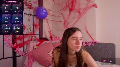 OdetteDredge live cam on Cam4