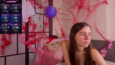 OdetteDredge live cam on Cam4