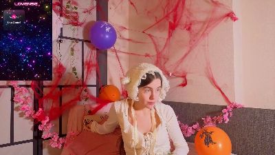 OdetteDredge live cam on Cam4