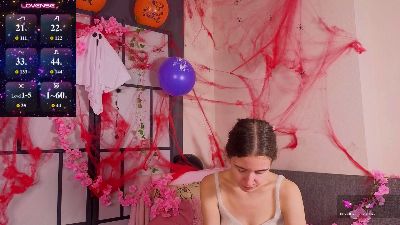 OdetteDredge live cam on Cam4