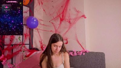 OdetteDredge live cam on Cam4